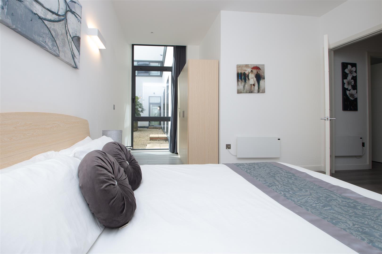 2 Foxhunter Drive, Linford Wood, Milton Keynes